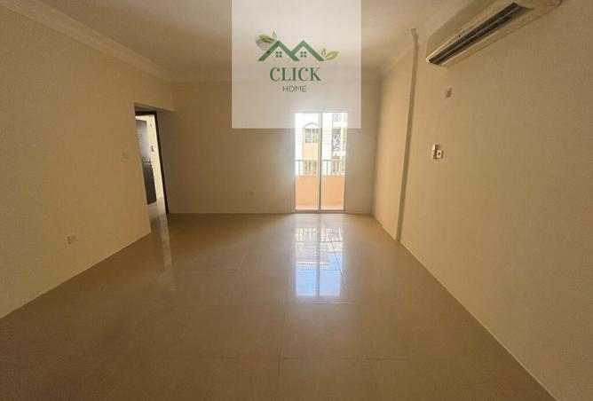 983171 - Property Image 2