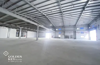 Warehouse - Studio - 1 Bathroom for rent in East Industrial Street - Birkat Al Awamer - Al Wakra