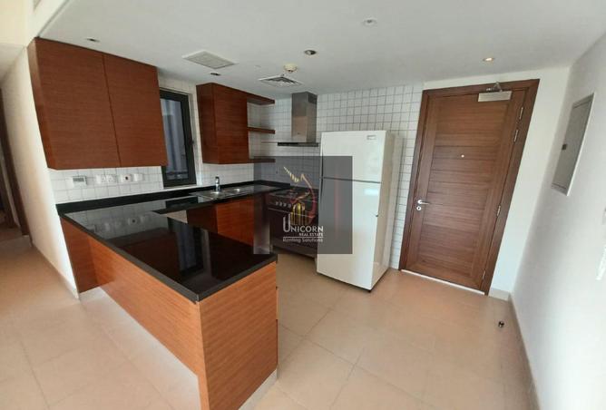 932653 - Property Image 2