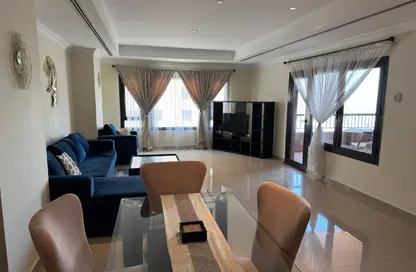Apartment - 1 Bedroom - 2 Bathrooms for rent in Porto Arabia - The Pearl Island - Doha
