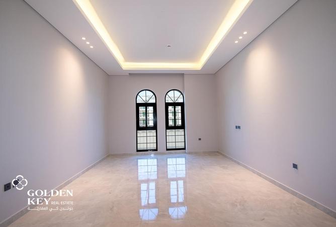 991798 - Property Image 2