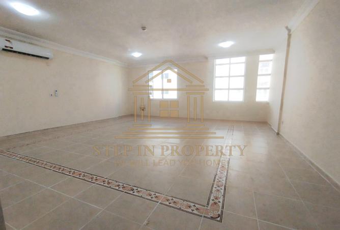 1002505 - صورة العقار 2