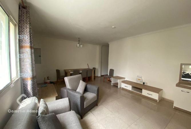 915557 - Property Main Image