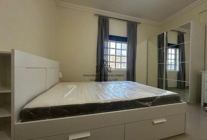 950177 - Property Image 2