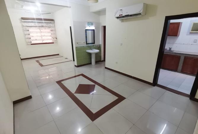954184 - Property Image 2