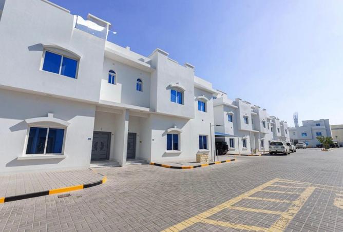 940511 - Property Image 2