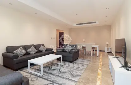 Apartment - 2 Bedrooms - 2 Bathrooms for rent in Giardino Apartments - The Pearl Island - Doha