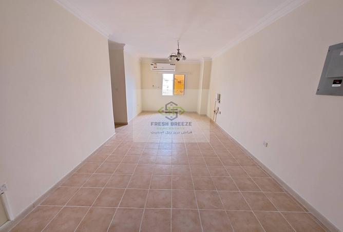 995042 - Property Image 2