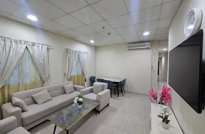 شقة - 2 غرف نوم - 2 حمامات للايجار في شارع الزبير بكار - السد - الدوحة