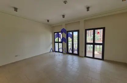 Apartment - 1 Bedroom - 2 Bathrooms for sale in Mercato - Qanat Quartier - The Pearl Island - Doha