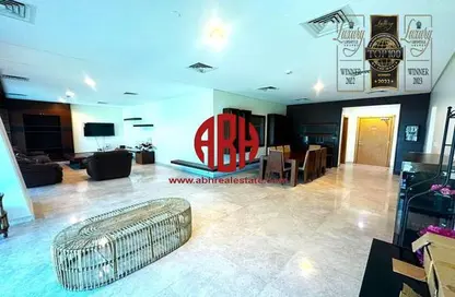 Apartment - 3 Bedrooms - 3 Bathrooms for sale in Zig Zag Tower A - Zig Zag Towers - West Bay - Doha