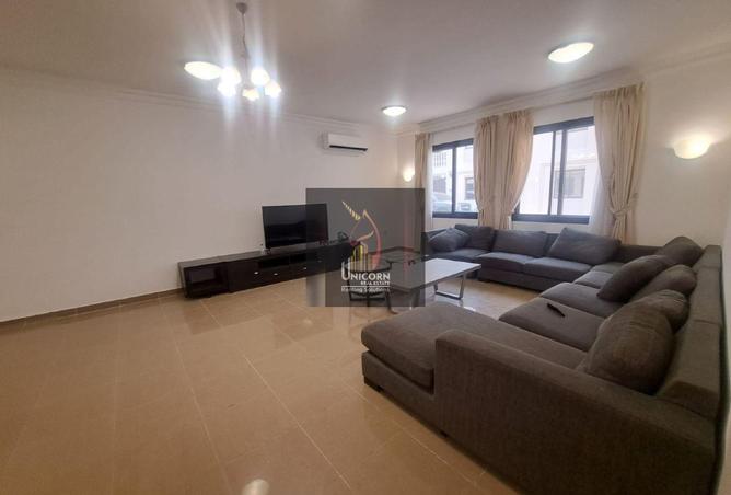 975681 - Property Image 2