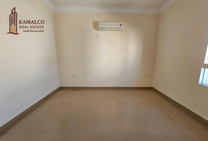 956162 - Property Image 3