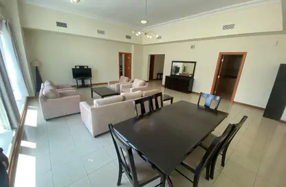 Apartment - 2 Bedrooms - 3 Bathrooms for rent in West Bay Tower - West Bay - West Bay - Doha