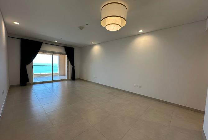 944310 - Property Image 2