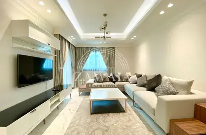 Apartment - 2 Bedrooms - 3 Bathrooms for rent in Giardino Gardens - Giardino Villas - The Pearl Island - Doha