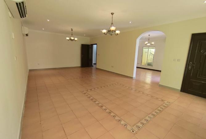 مجمع سكني - 3 غرف نوم - 4 حمامات للايجار في الخريطيات - الخريطيات - الخريطيات - أم صلال محمد