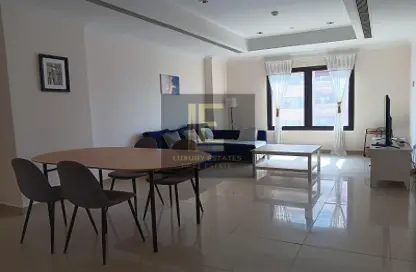 Apartment - 1 Bedroom - 2 Bathrooms for rent in West Porto Drive - Porto Arabia - The Pearl Island - Doha