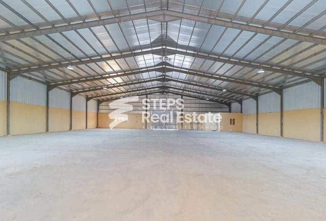 944057 - Property Image 2