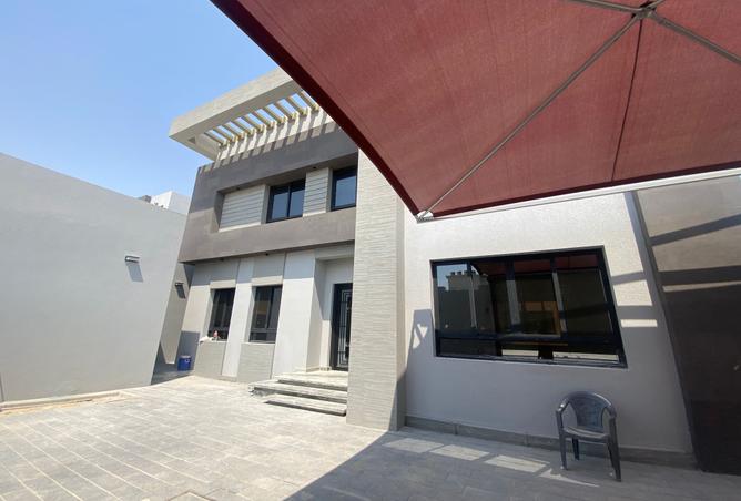 935684 - Property Image 2