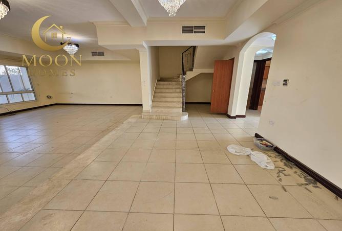 997230 - Property Image 2