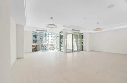 Apartment - 3 Bedrooms - 5 Bathrooms for sale in Gewan Island - The Pearl Island - Doha