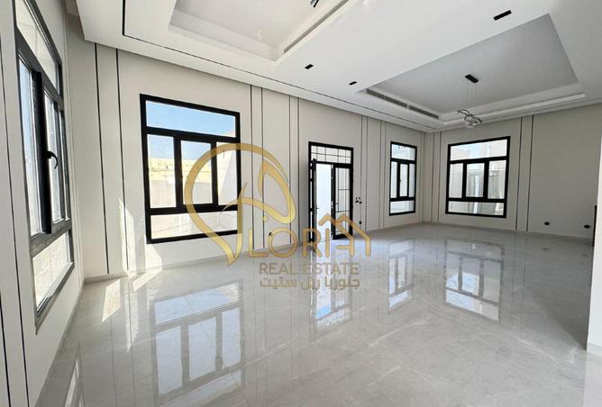 996678 - Property Image 3