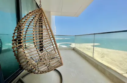 Apartment - 2 Bedrooms - 3 Bathrooms for rent in Marina Tower 23 - Marina District - Lusail