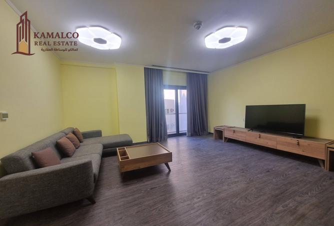 953943 - Property Image 2