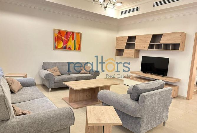 992122 - Property Image 3