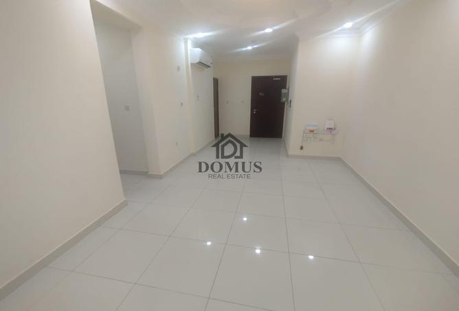 937834 - Property Image 2