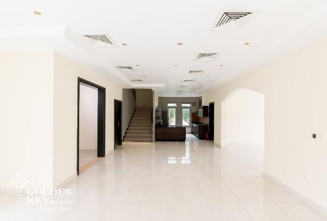 1002027 - Property Image 2