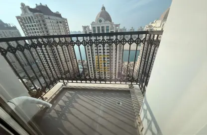 Apartment - 2 Bedrooms - 4 Bathrooms for sale in Floresta Gardens - The Pearl Island - Doha