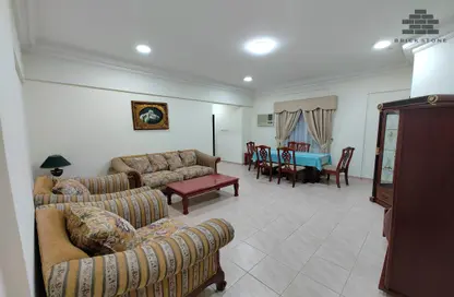 Apartment - 2 Bedrooms - 2 Bathrooms for rent in Umm Ghuwailina 4 - Umm Ghuwailina - Doha
