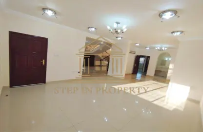 Villa - 4 Bedrooms - 4 Bathrooms for rent in Street 871 - Al Duhail South - Al Duhail - Doha