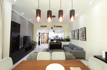 شقة - غرفة نوم - 2 حمامات للبيع في فوكس هيلز اي 13 - فوكس هيلز - الوسيل