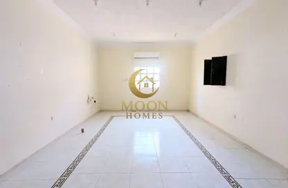Apartment - 2 Bedrooms - 2 Bathrooms for rent in Muntazah 7 - Al Muntazah - Doha