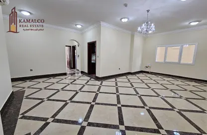 Apartment - 2 Bedrooms - 2 Bathrooms for rent in Al Muntazah Street - Al Muntazah - Doha