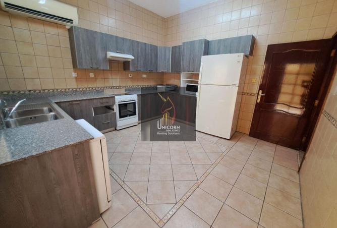943258 - Property Image 3