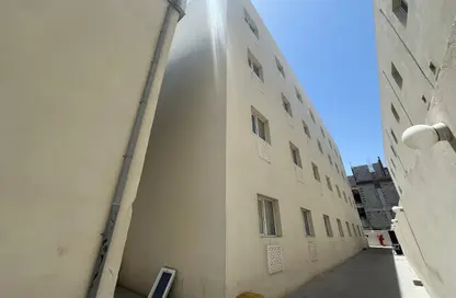 Labor Camp - Studio - 7+ Bathrooms for rent in Industrial Area - Industrial Area - Doha