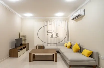 Apartment - 2 Bedrooms - 3 Bathrooms for rent in Old Airport Road - Doha
