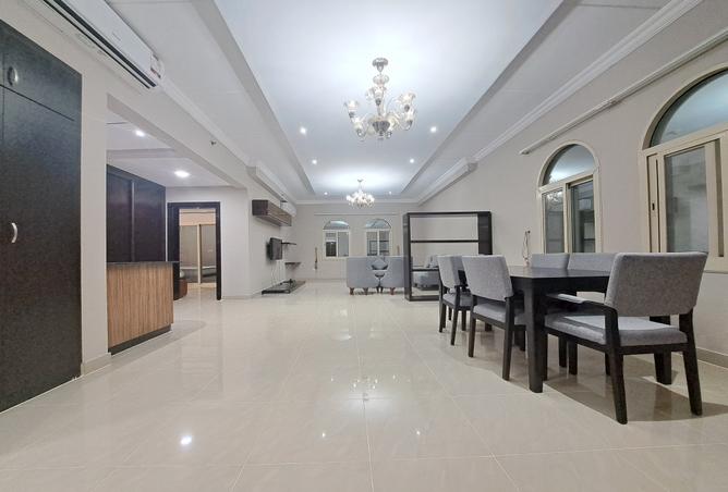 938859 - Property Image 2