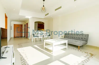 Apartment - 1 Bedroom - 2 Bathrooms for rent in East Porto Drive - Porto Arabia - The Pearl Island - Doha