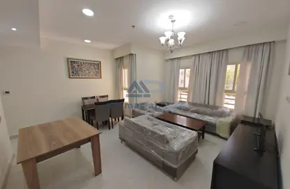 Apartment - 2 Bedrooms - 2 Bathrooms for rent in Al Muntazah Street - Al Muntazah - Doha