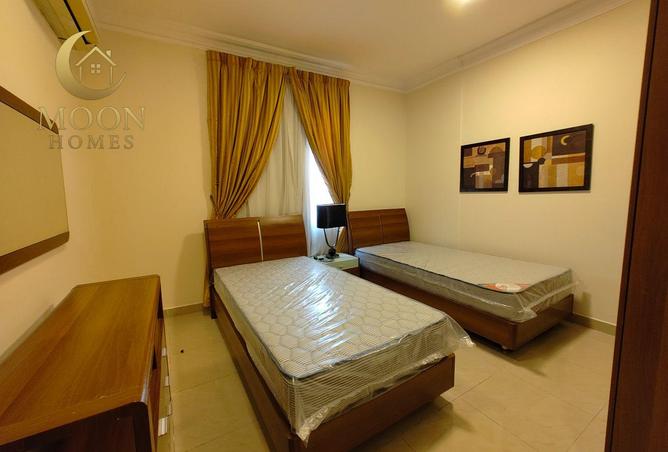 977099 - Property Image 3