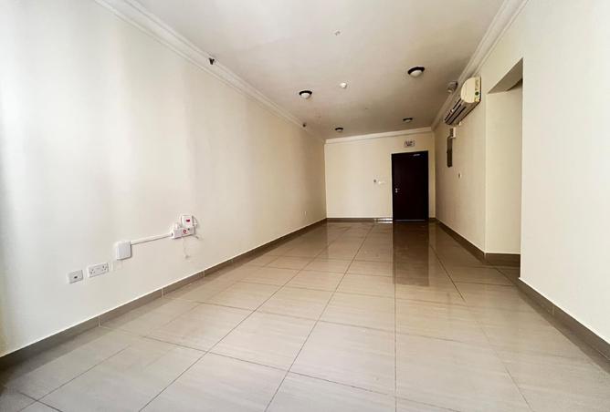 998496 - Property Image 3