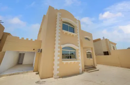 Villa - 4 Bedrooms - 4 Bathrooms for rent in Bu Hamour Street - Abu Hamour - Doha