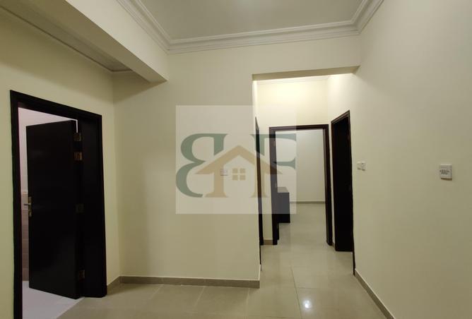 945300 - Property Image 3