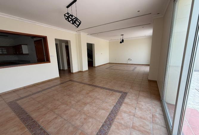 1003618 - Property Image 2