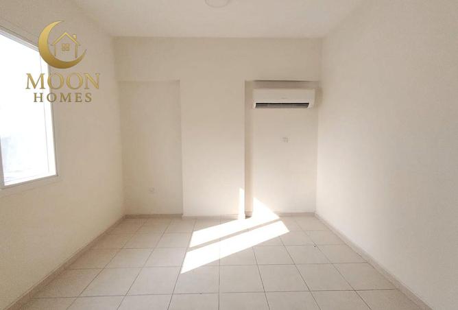 987236 - Property Image 3